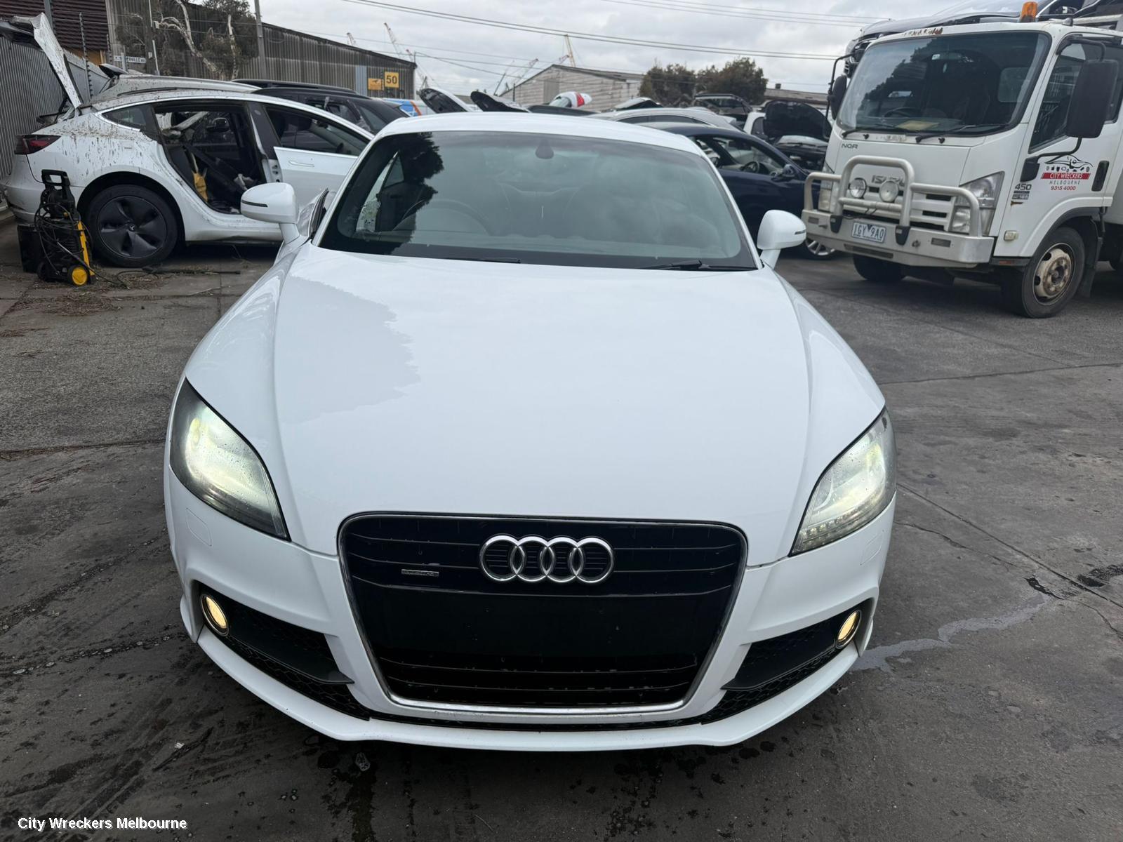 AUDI TT OVERFLOW BOTTLE, 8J, 09/2006 - 12/2014
