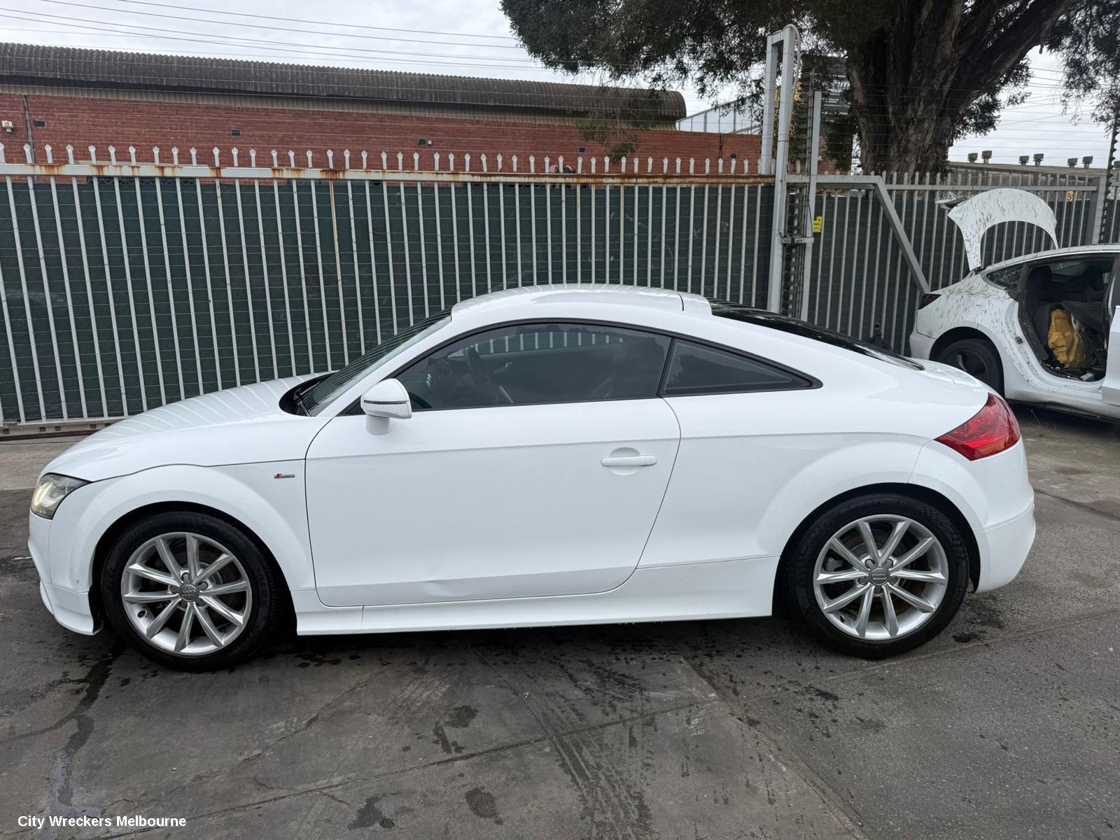 AUDI TT OVERFLOW BOTTLE, 8J, 09/2006 - 12/2014