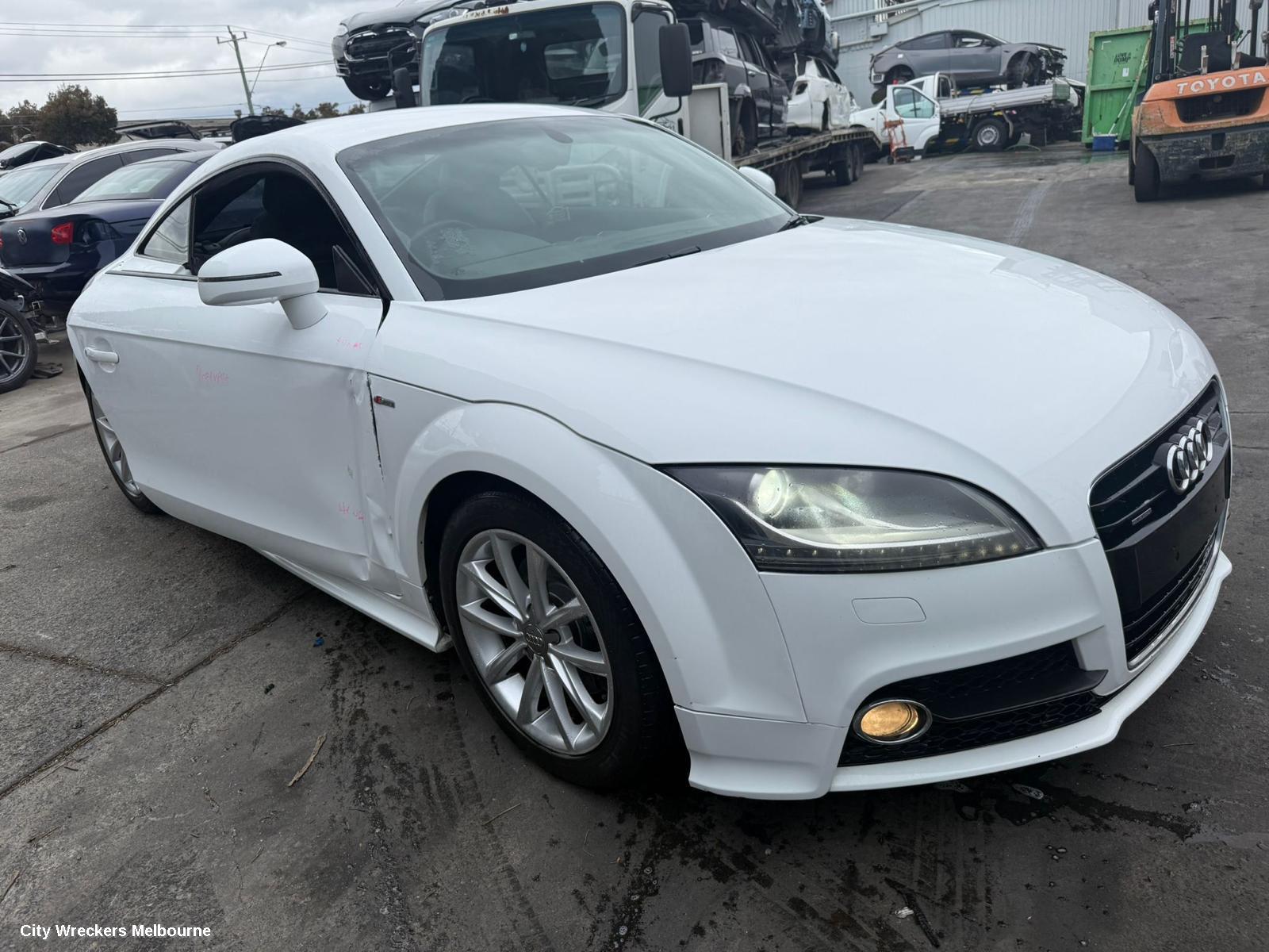 AUDI TT OVERFLOW BOTTLE, 8J, 09/2006 - 12/2014