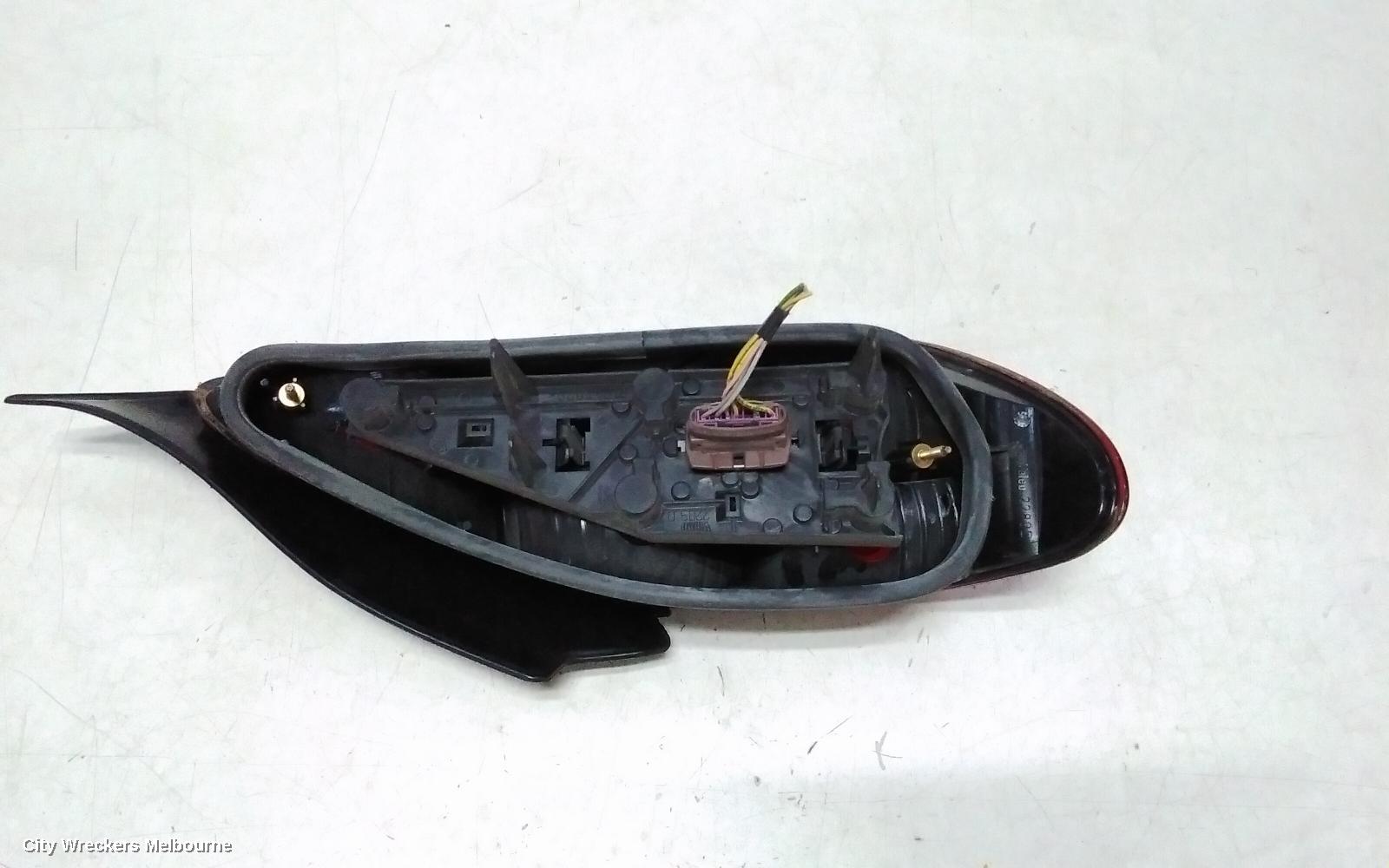 PEUGEOT 406 RIGHT TAILLIGHT, D9 SEDAN 08/1999 - 01/2004