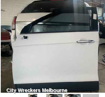 HOLDEN CAPTIVA LEFT FRONT DOOR, CG, LS/LT/LTZ (4TH VIN = C), W/ KEYLESS ENTRY TYPE, 01/2014 - 06/2018