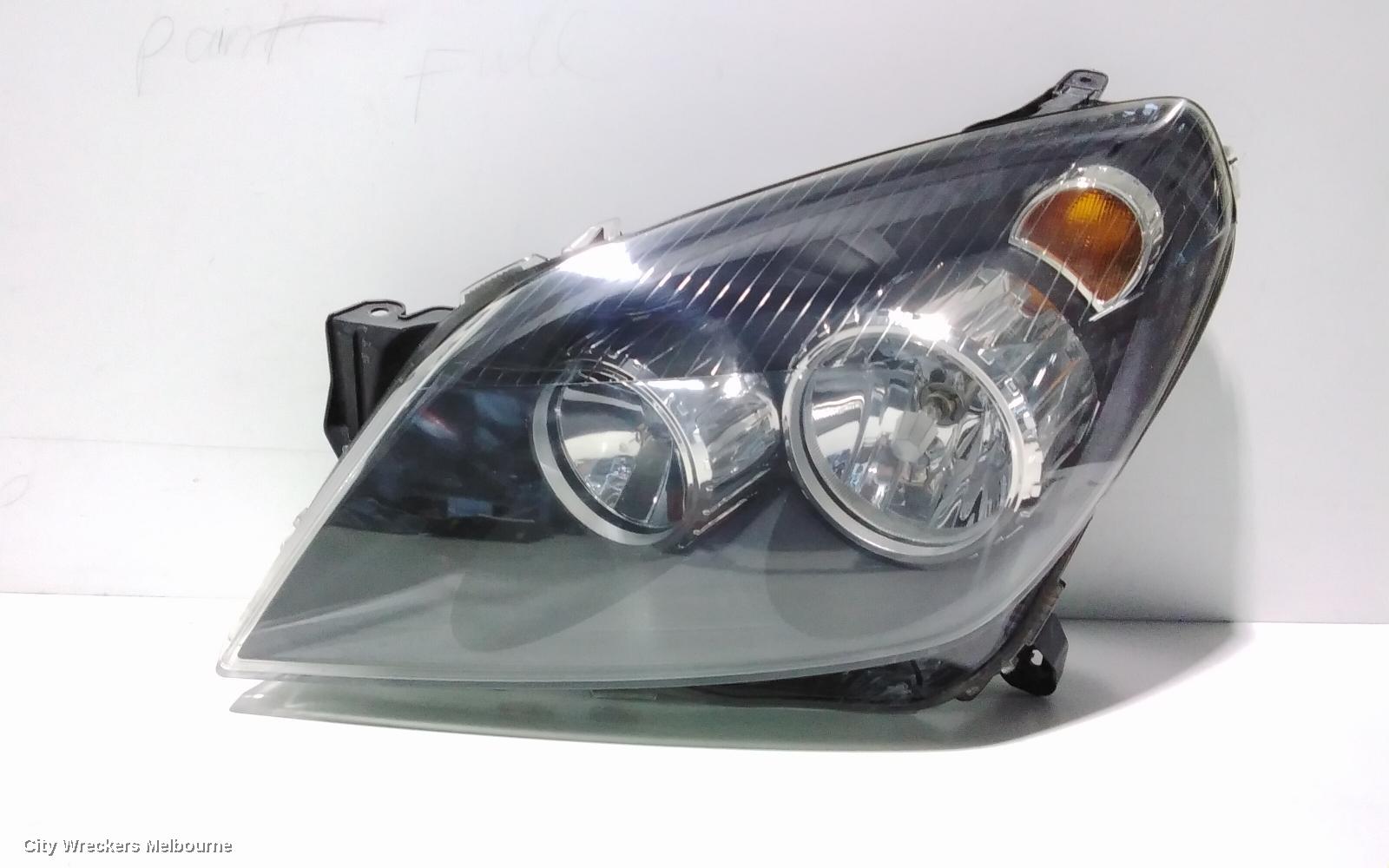 HOLDEN ASTRA LEFT HEADLAMP, AH, BLACK INSERT TYPE, 10/2004 - 08/2009