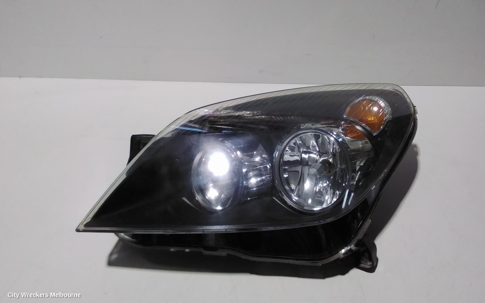HOLDEN ASTRA LEFT HEADLAMP, AH, BLACK INSERT TYPE, 10/2004 - 08/2009