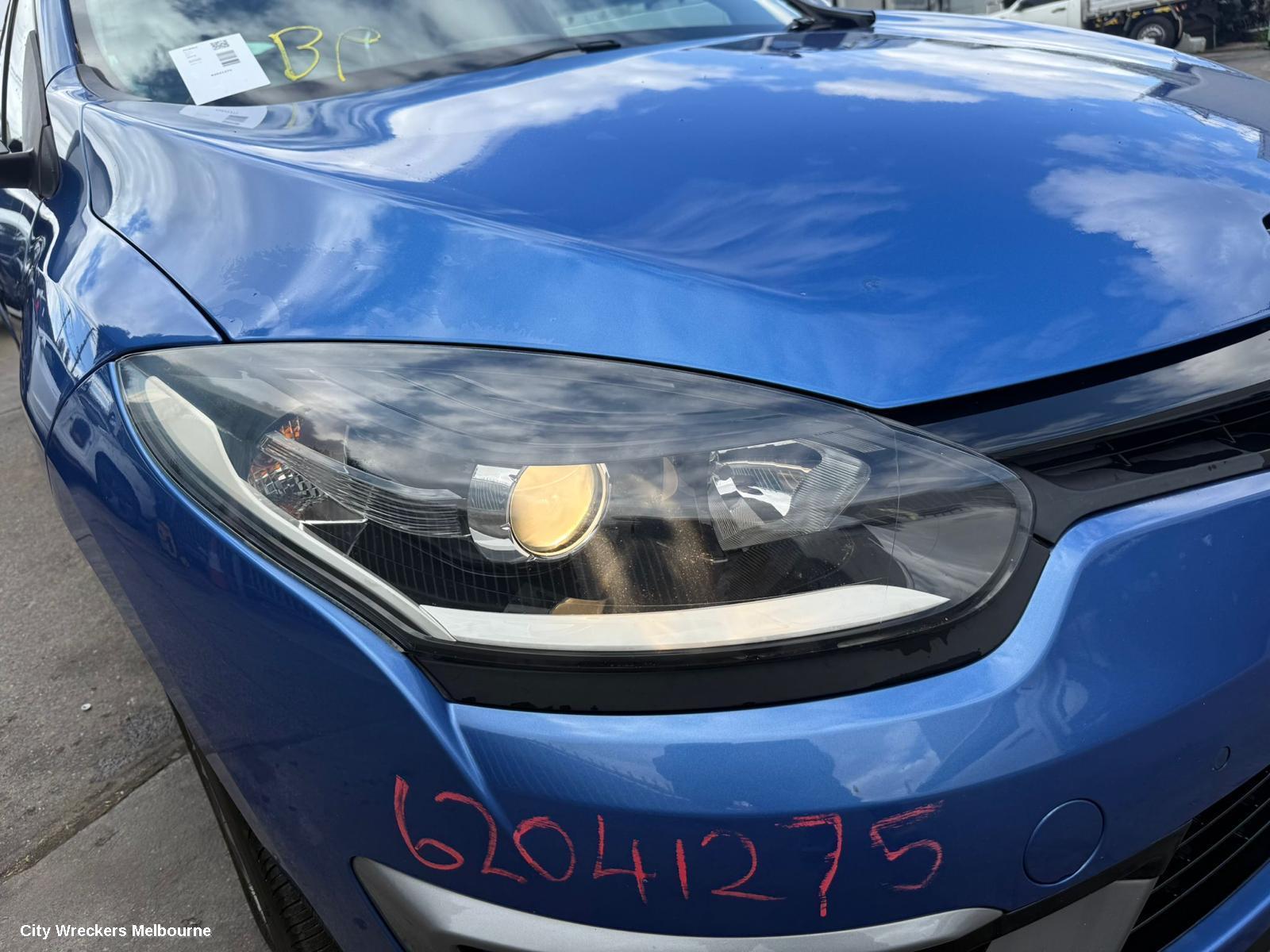 RENAULT MEGANE PARCEL SHELF CARGO BLIND, X32/X95, 09/2010 - 05/2016
