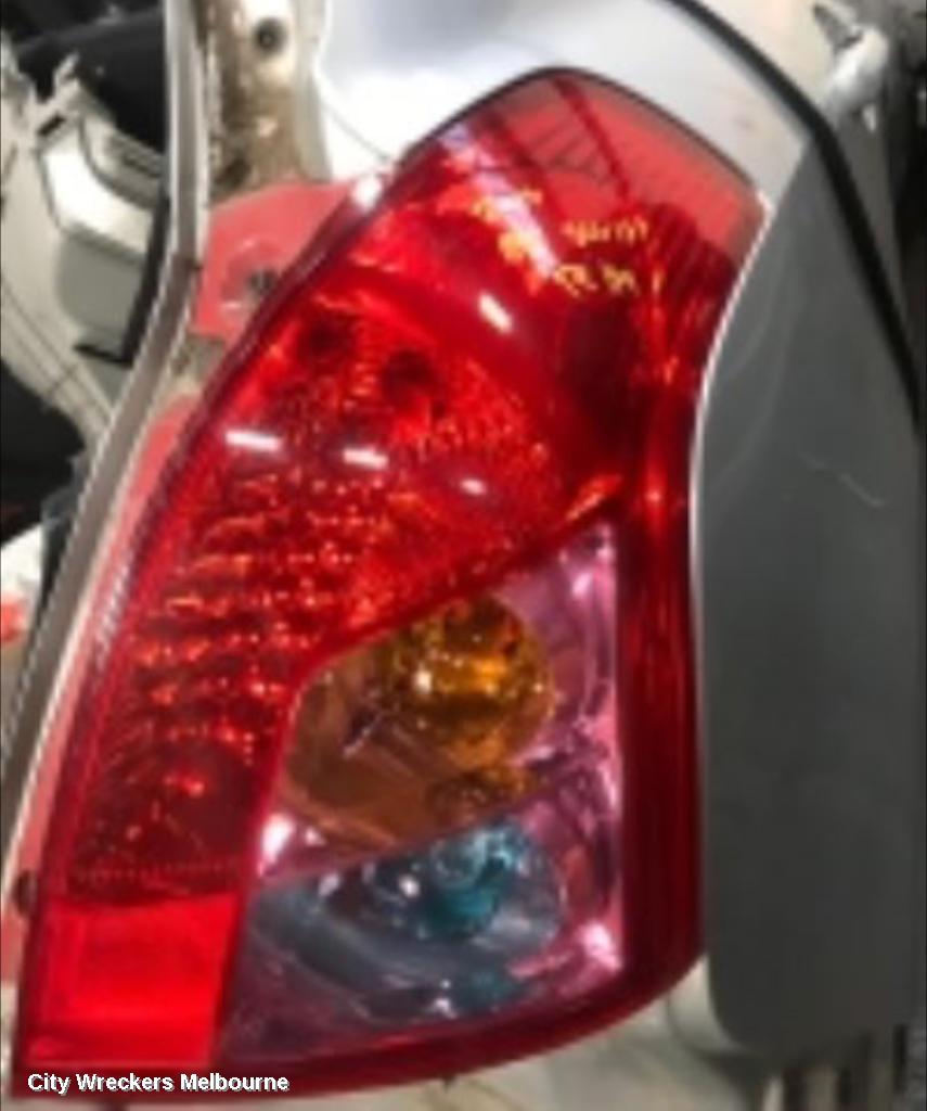 SUZUKI SWIFT RIGHT TAILLIGHT, RS415, STANDARD TYPE, 07/2007 - 02/2011