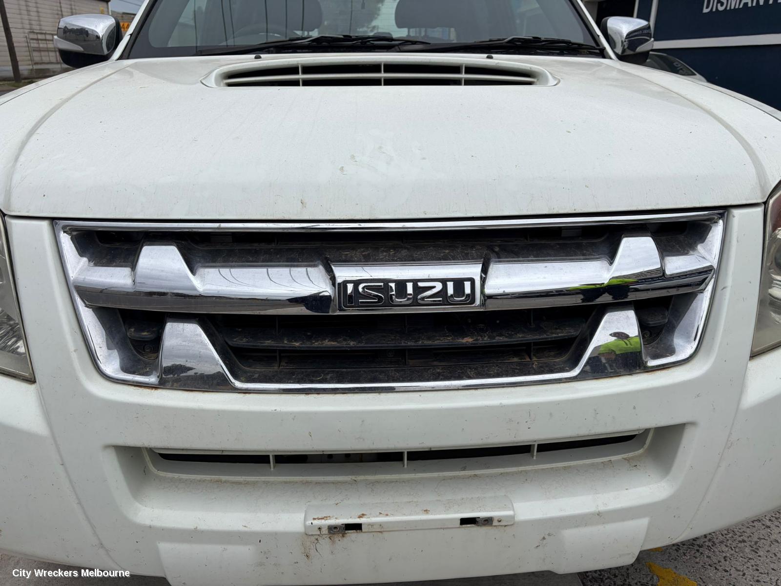 ISUZU DMAX WHEEL ARCH FLARE, LH FRONT, RA, 10/2008 - 05/2012