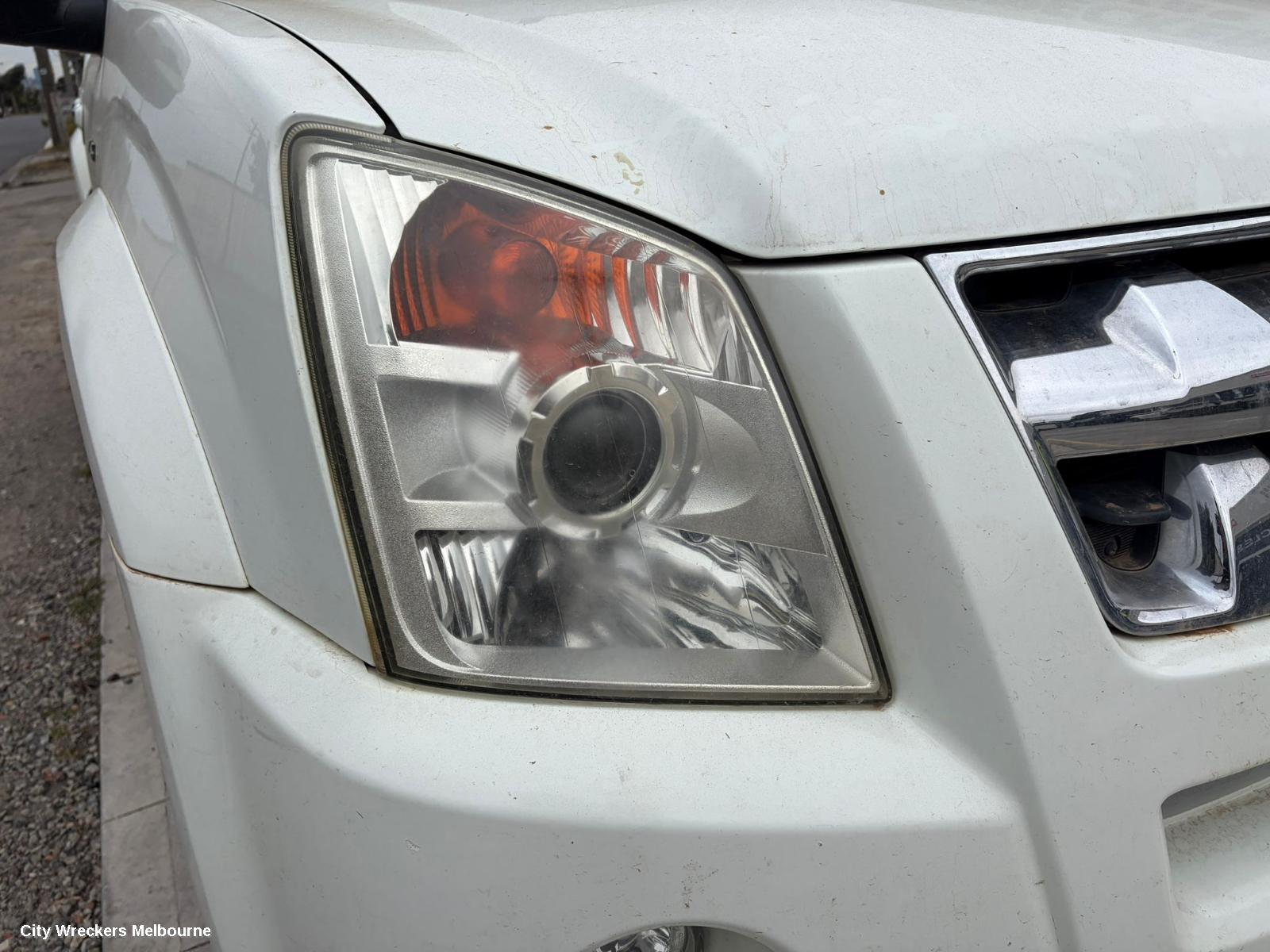 ISUZU DMAX WHEEL ARCH FLARE, LH FRONT, RA, 10/2008 - 05/2012