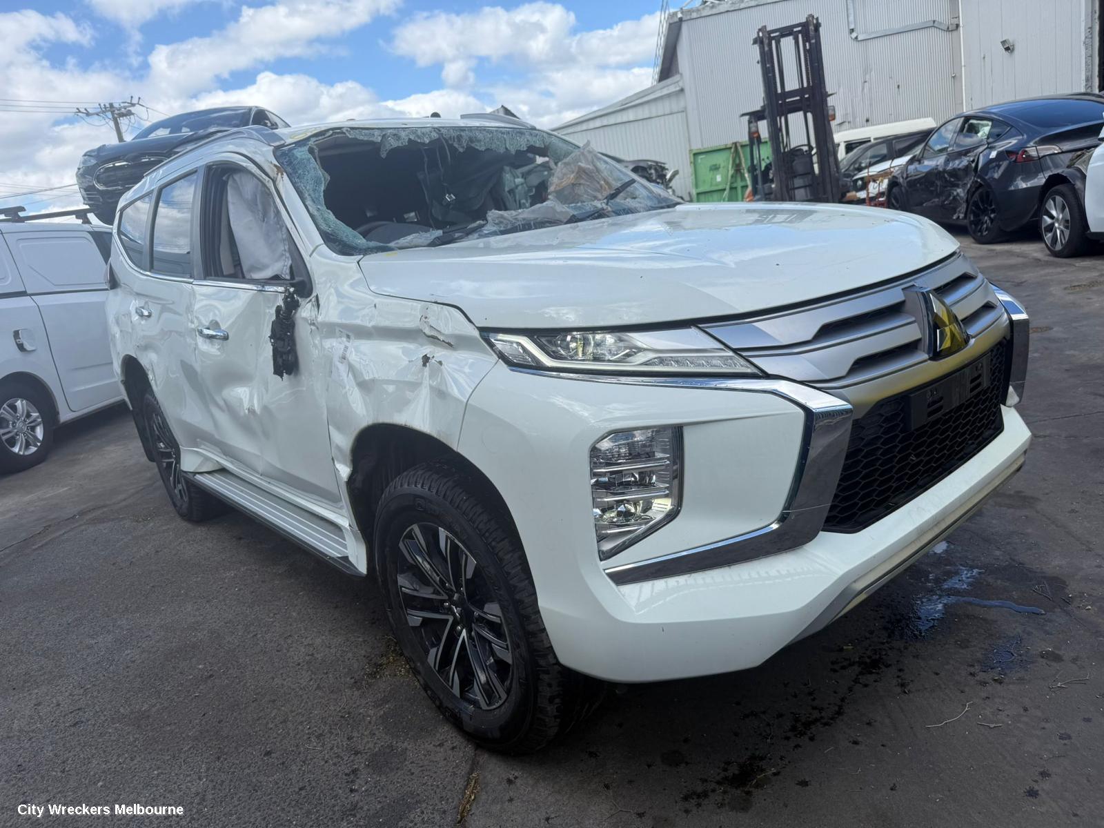 MITSUBISHI PAJERO AIRBAG MODULE/SENSOR, CLOCKSPRING, PAJERO SPORT, QE-QF, 10/2015 ONWARDS