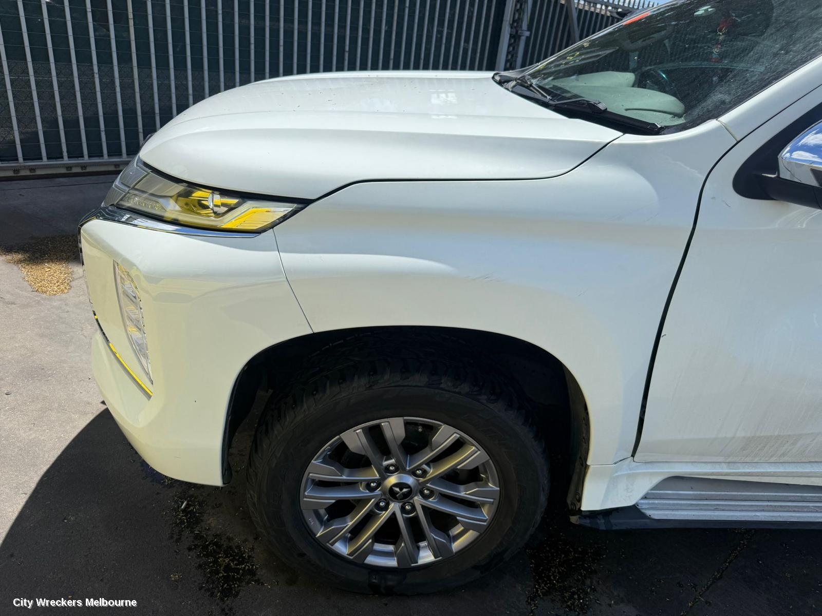 MITSUBISHI PAJERO RIGHT FRONT DOOR, PAJERO SPORT, QE-QG, 10/2015 ONWARDS