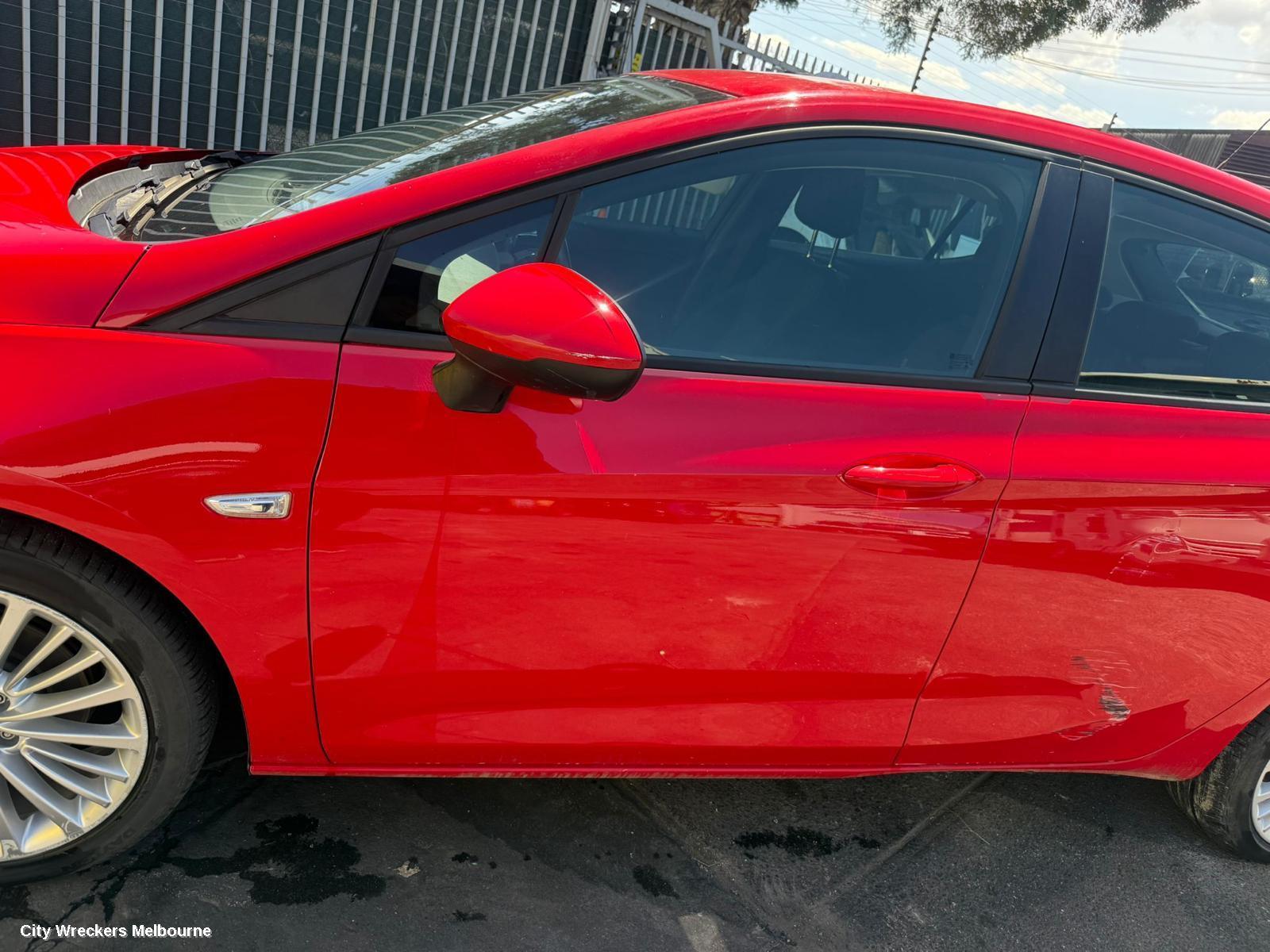 HOLDEN ASTRA SIDE STEP/SKIRT, RH SIDE, BK, 5DR HATCH/WAGON, 09/2016 - 12/2020