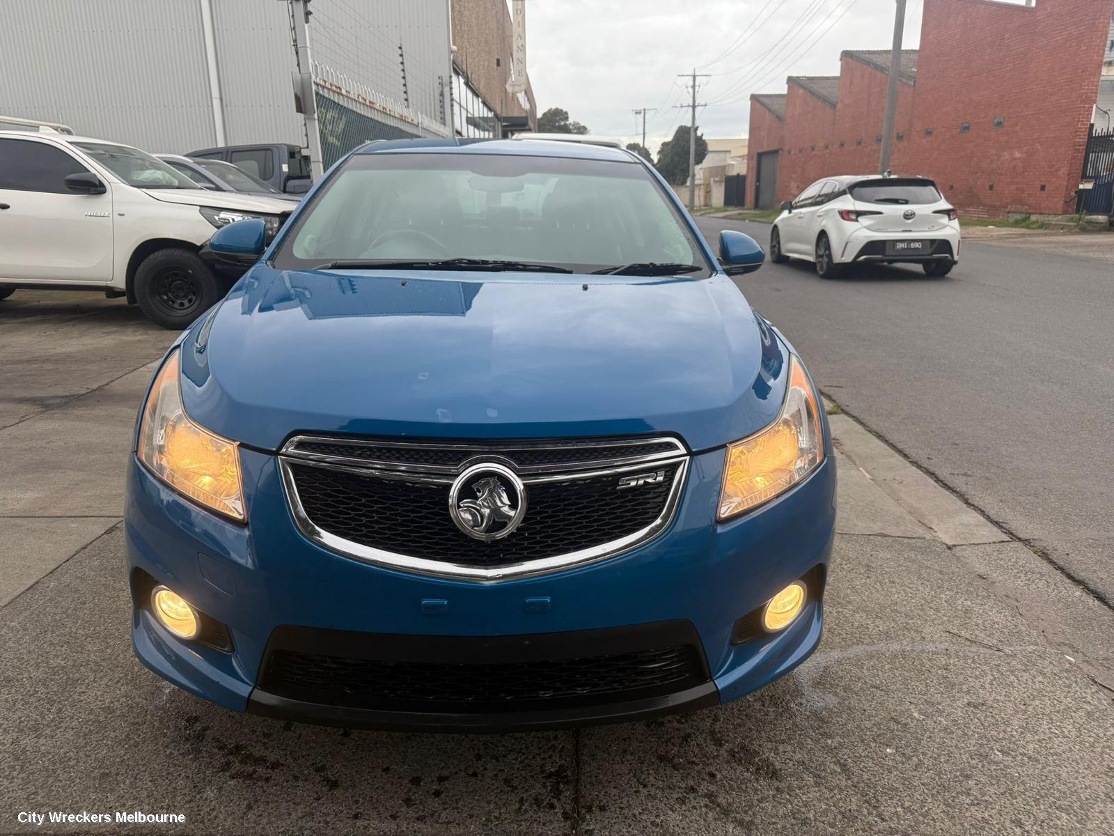 HOLDEN CRUZE LEFT HEADLAMP, JH, 03/2011 - 12/2014