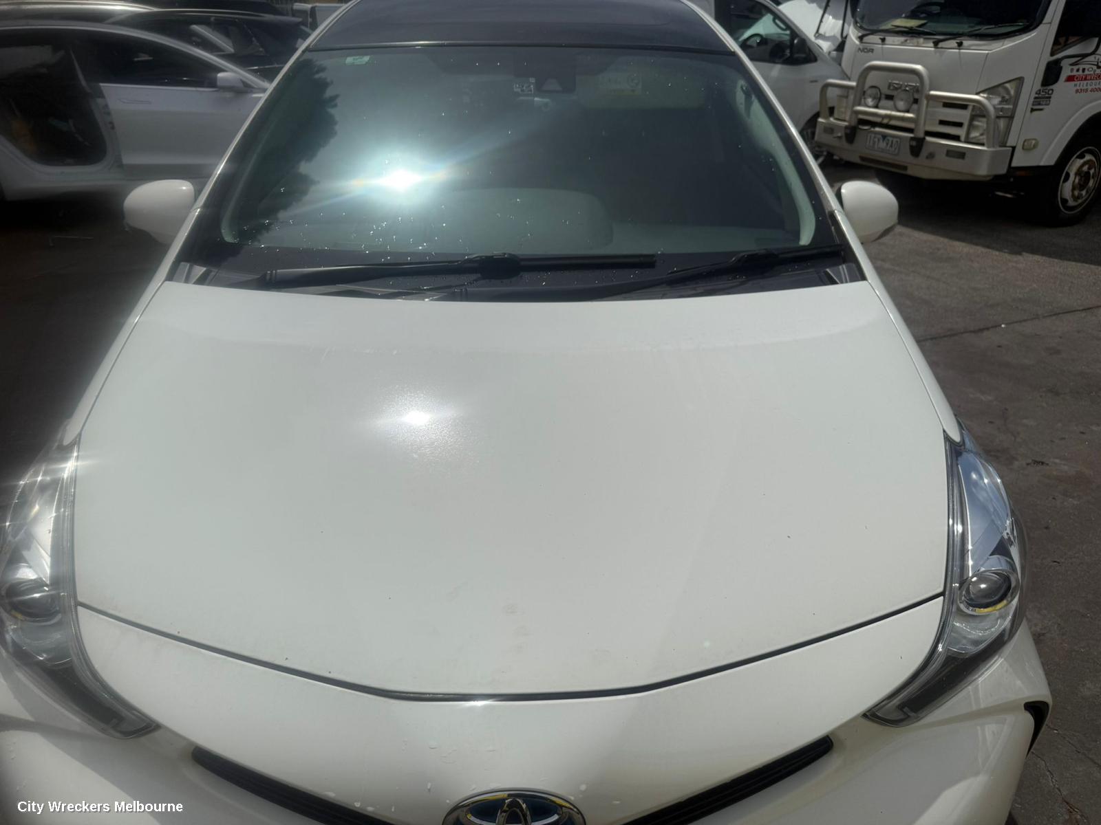TOYOTA PRIUS COURTESY LIGHT, ZVW40R, PRIUS V, 05/2012 - 11/2022
