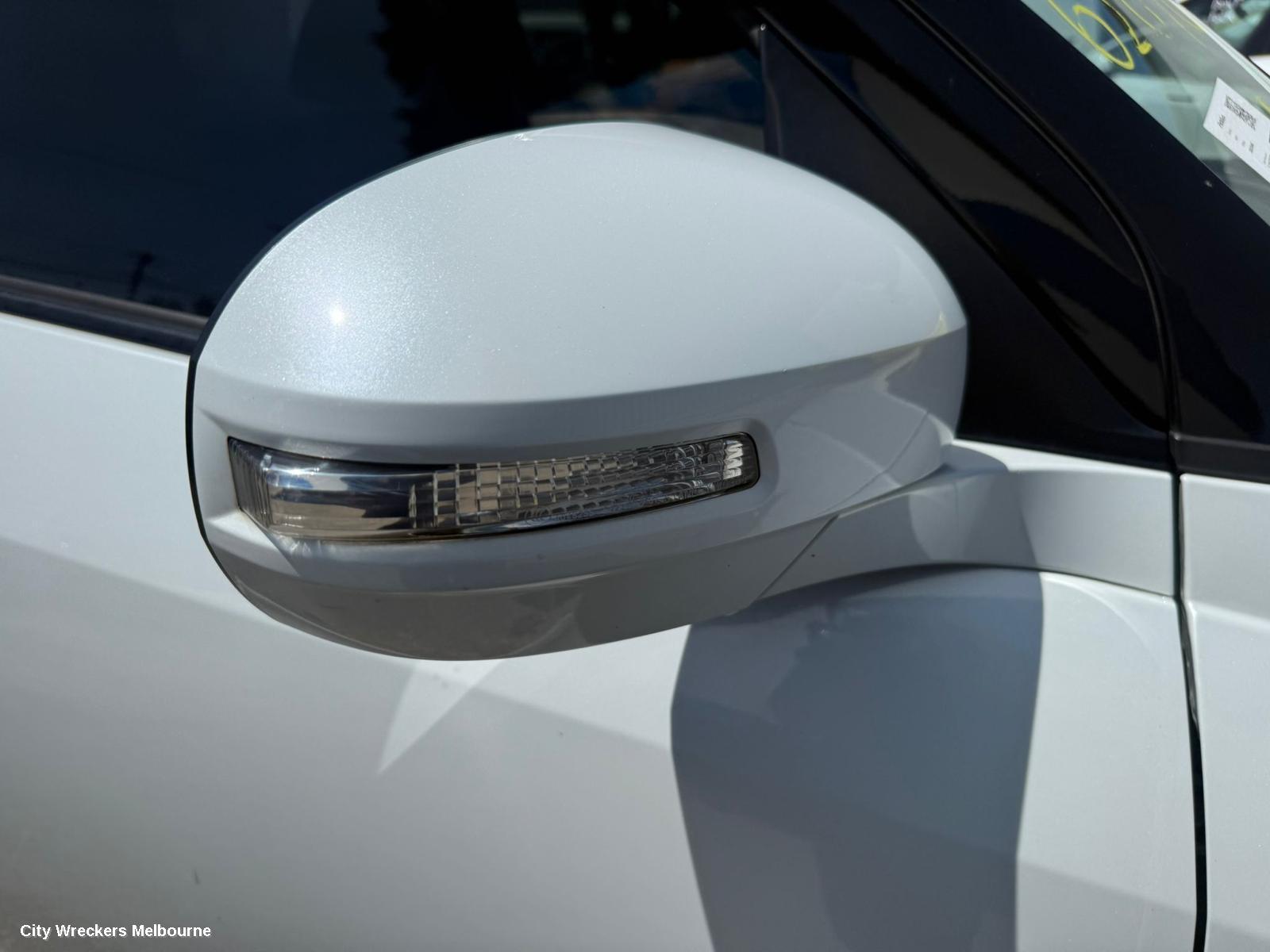 SUZUKI SWIFT RIGHT FRONT DOOR, FZ, 08/2010 - 03/2017