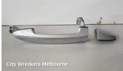HYUNDAI SANTA FE DOOR HANDLE, OUTER, LH REAR/RH REAR, NON-CHROME INSERT TYPE, CM, 11/2005 - 06/2012