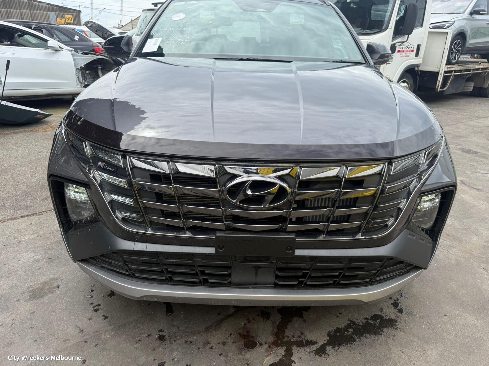 HYUNDAI TUCSON LEFT FRONT HUB ASSEMBLY, NX4, AWD, 02/2021 ONWARDS