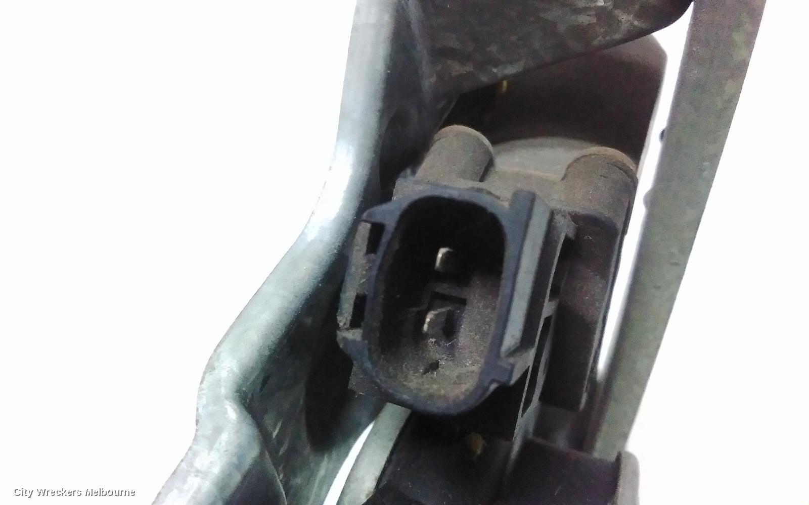 MITSUBISHI 380 LEFT FRONT WINDOW REG/MOTOR, DB, ELECTRIC, 09/2005 - 03/2008