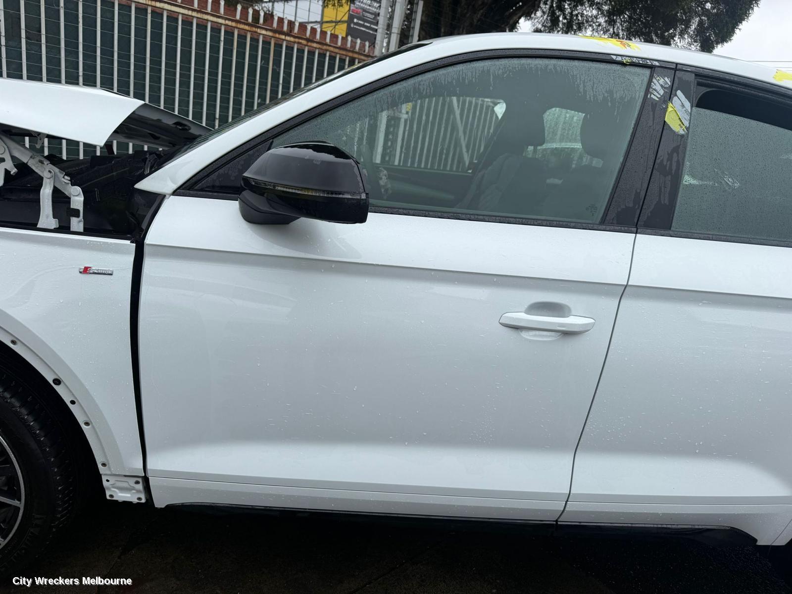 AUDI Q5 LEFT FRONT DOOR WINDOW, FY, GREEN TINT TYPE, 02/2017 - 02/2025