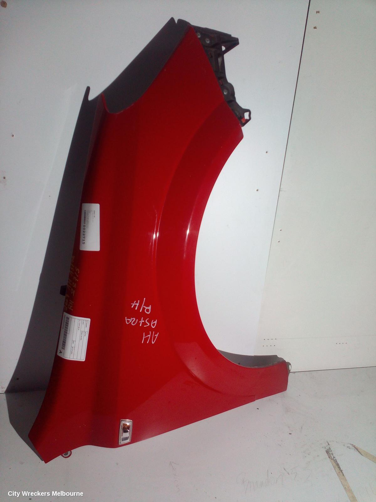 HOLDEN ASTRA RIGHT GUARD, AH, 10/2004 - 08/2009