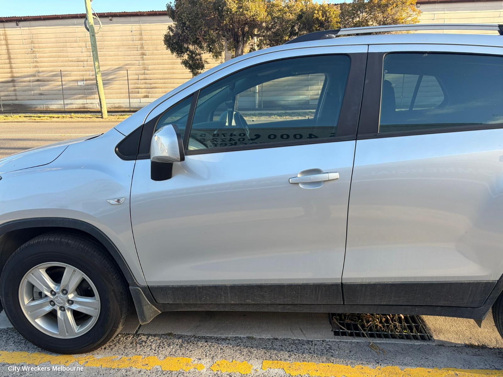 HOLDEN TRAX SIDE STEP/SKIRT, TJ, SIDE SKIRT, RH SIDE, 08/2013 - 12/2020