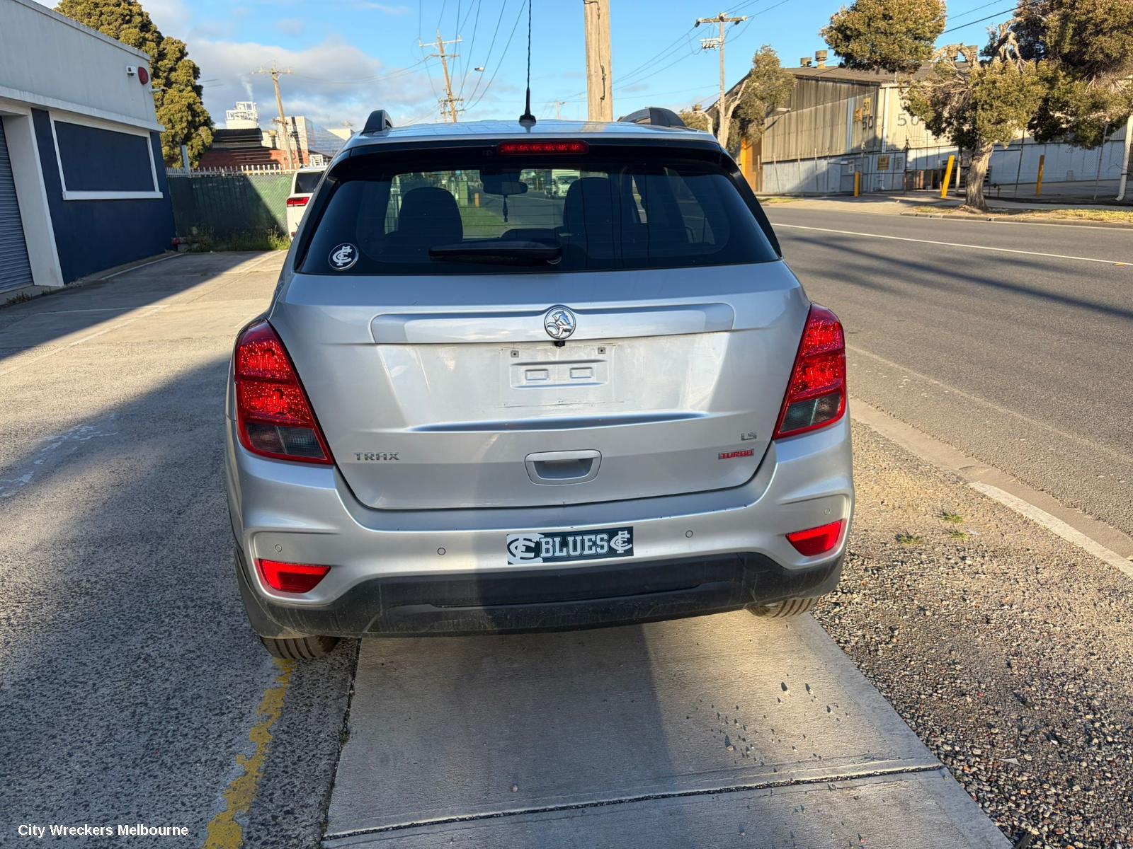 HOLDEN TRAX SIDE STEP/SKIRT, TJ, SIDE SKIRT, RH SIDE, 08/2013 - 12/2020