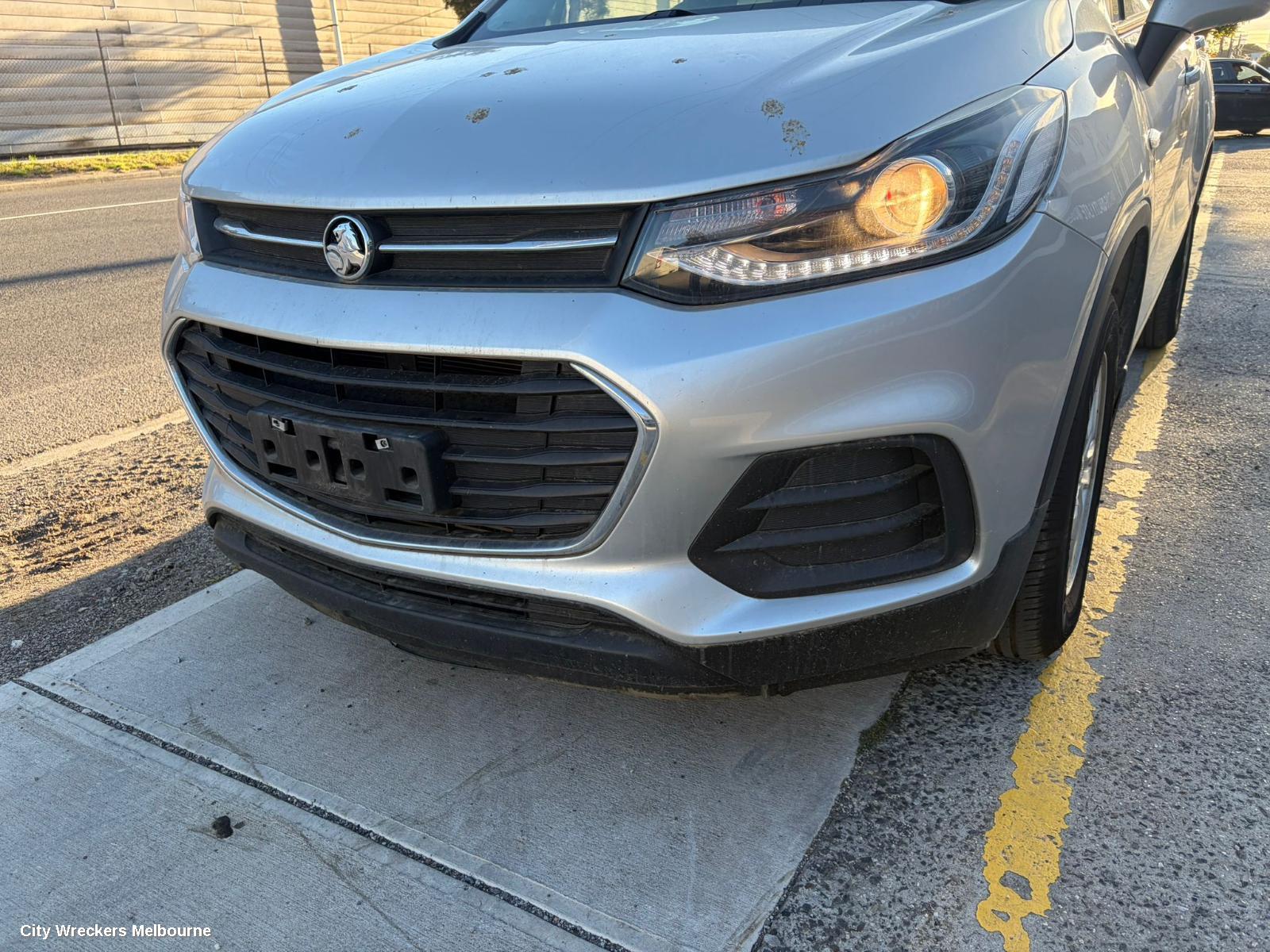 HOLDEN TRAX SIDE STEP/SKIRT, TJ, SIDE SKIRT, RH SIDE, 08/2013 - 12/2020