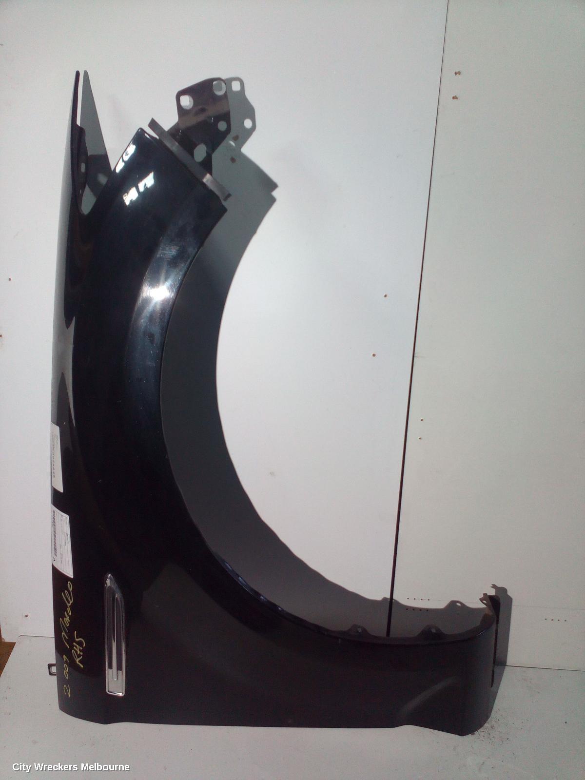 FORD MONDEO RIGHT GUARD, MA-MC, 10/2007 - 12/2014