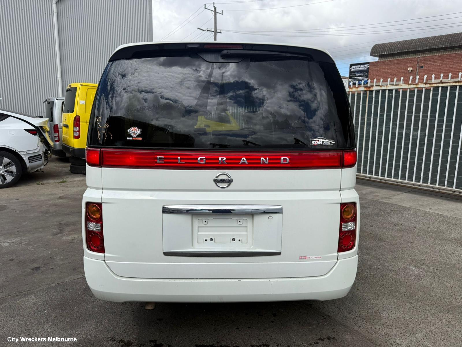 NISSAN ELGRAND DOOR/BOOT/GATE LOCK, RIGHT FRONT DOOR LOCK, E51, 05/2002 - 12/2010
