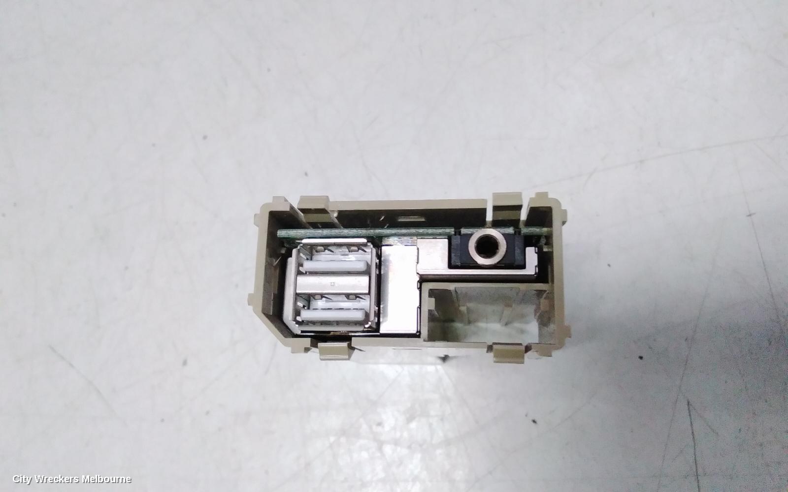 SUBARU IMPREZA RADIO/CD/DVD/SAT/TV, SAT NAV HEAD UNIT, W/ DISPLAY UNIT, 6.1IN, FM265KH, G4, 12/2011 - 08/2017