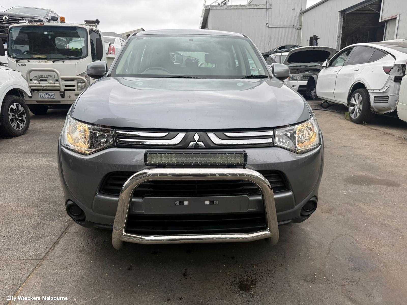 MITSUBISHI OUTLANDER TRANS/GEARBOX, AUTO, AWD, PETROL, 2.4, 4J12, W/ TRANSFER CASE, ZJ, W1CJA1A4X CODE, 10/2012 - 12/2014