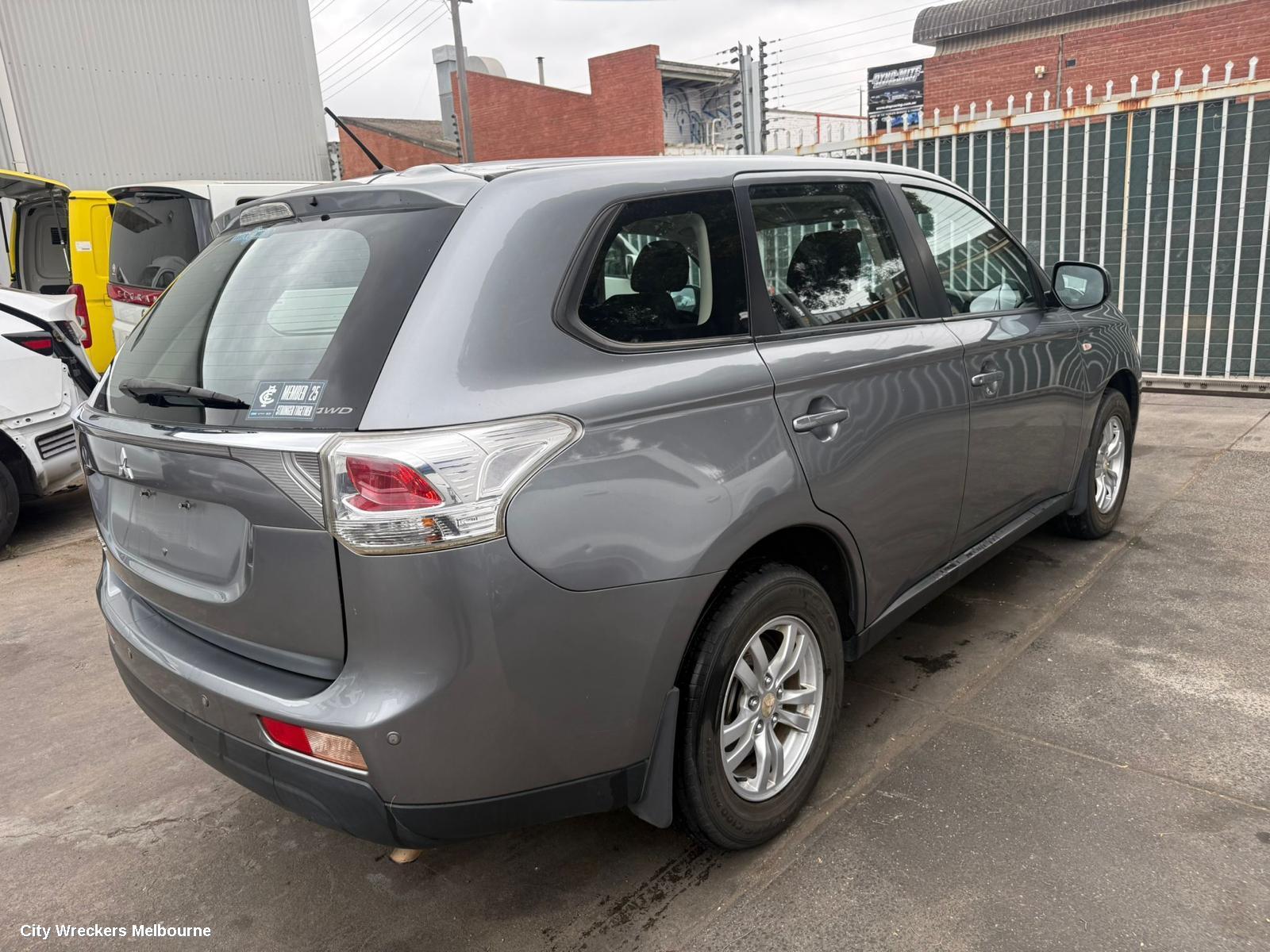 MITSUBISHI OUTLANDER TRANS/GEARBOX, AUTO, AWD, PETROL, 2.4, 4J12, W/ TRANSFER CASE, ZJ, W1CJA1A4X CODE, 10/2012 - 12/2014