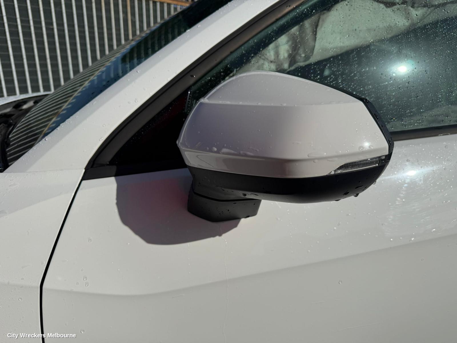 AUDI Q2 CONSOLE, CONSOLE LID ONLY, LEATHER TYPE, GA, 10/2016 ONWARDS