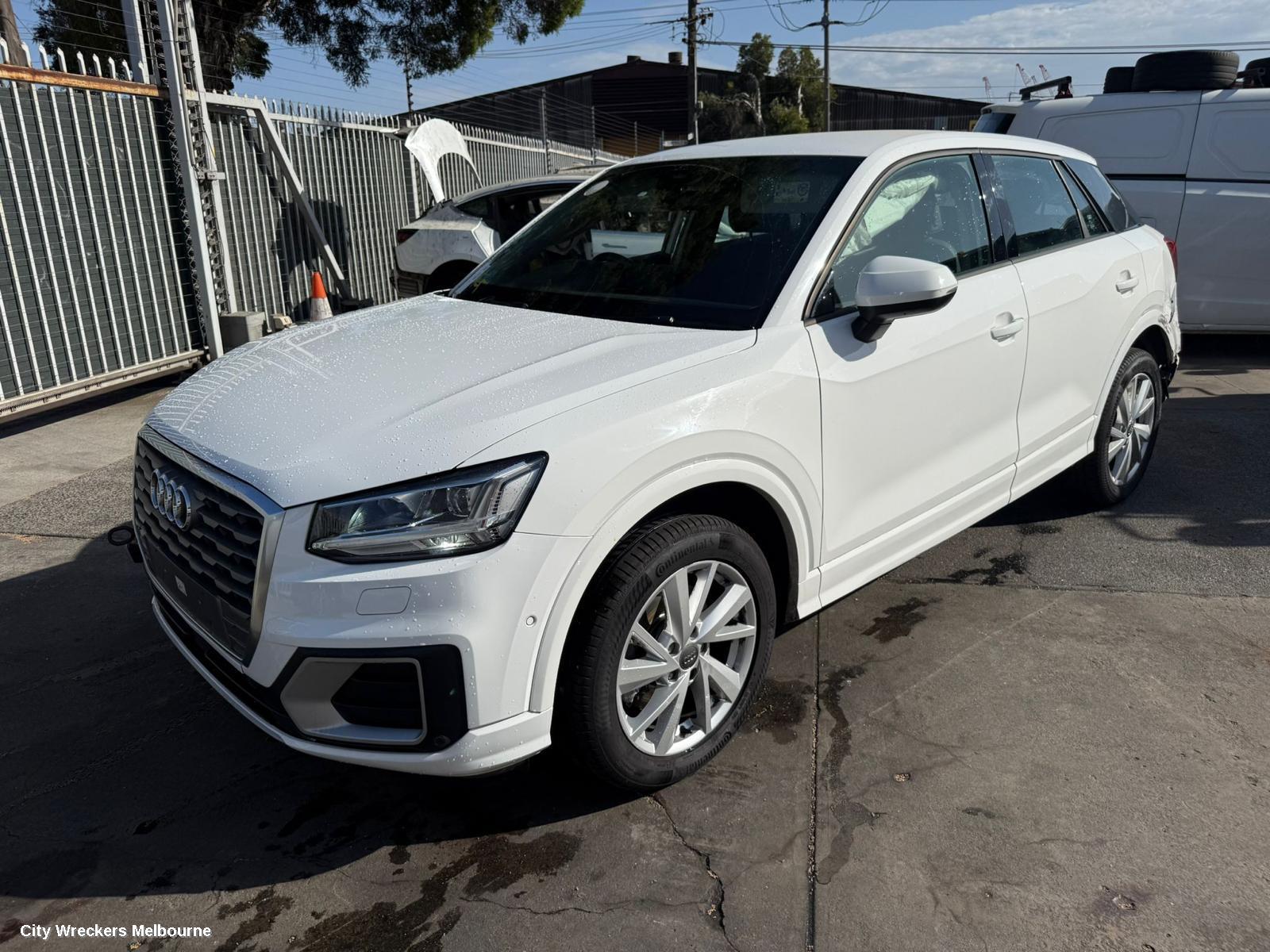 AUDI Q2 CONSOLE, CONSOLE LID ONLY, LEATHER TYPE, GA, 10/2016 ONWARDS