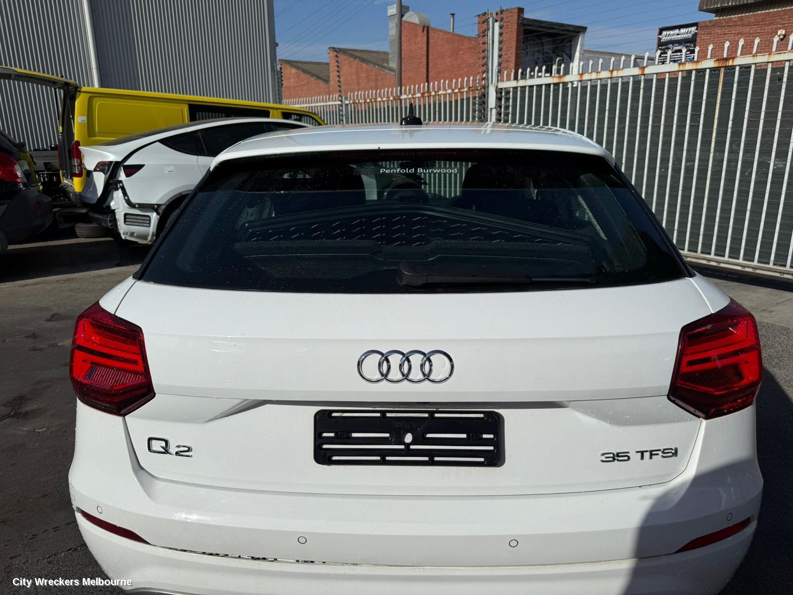 AUDI Q2 CONSOLE, CONSOLE LID ONLY, LEATHER TYPE, GA, 10/2016 ONWARDS