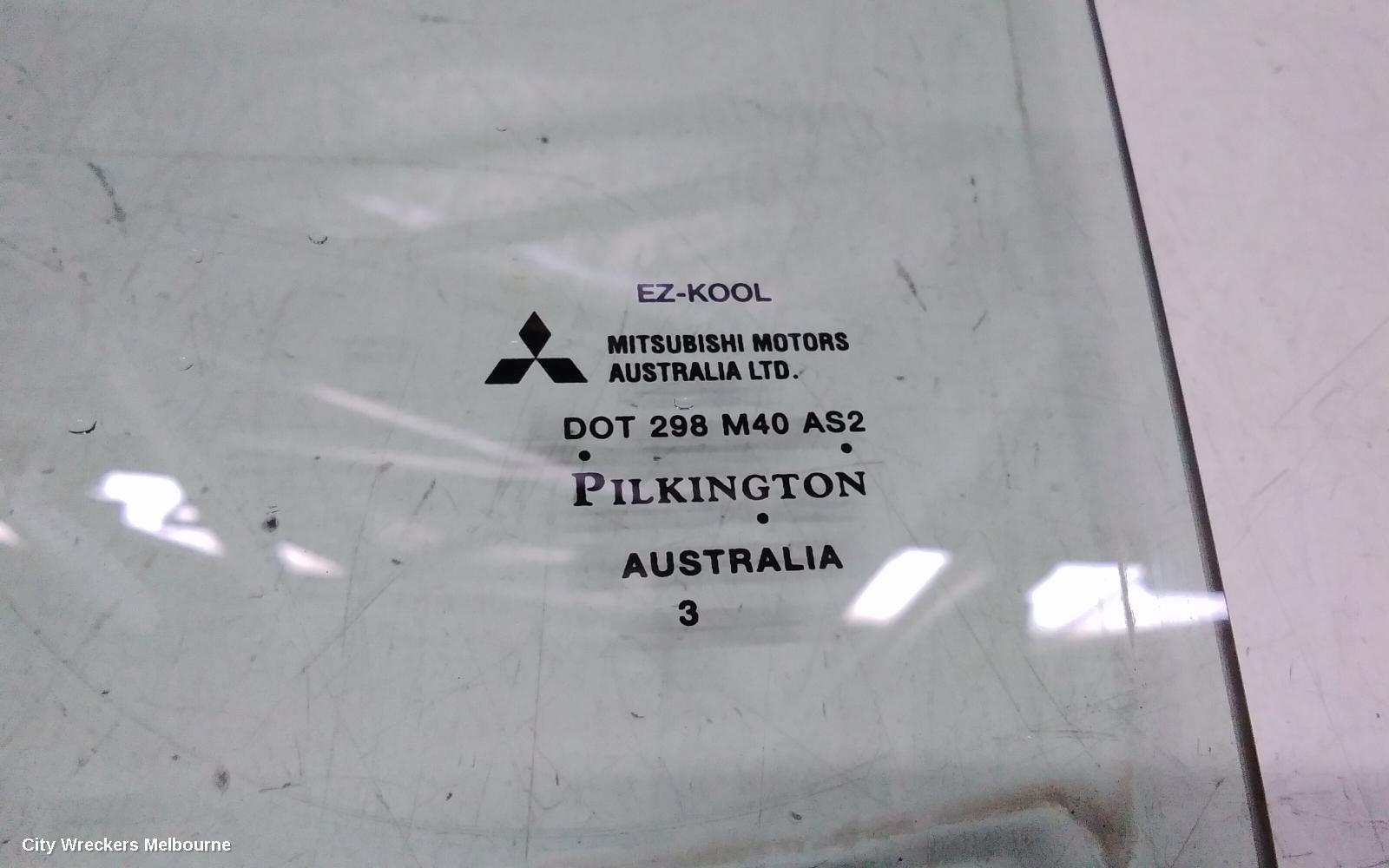 MITSUBISHI 380 LEFT REAR DOOR WINDOW, DB, 09/2005 - 03/2008