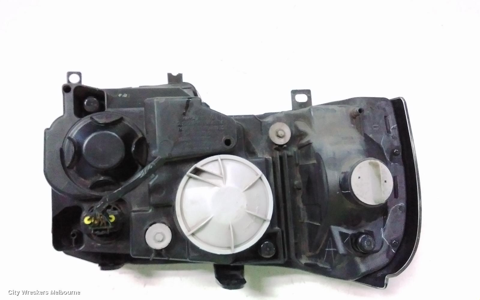 LAND ROVER FREELANDER LEFT HEADLAMP, 02/2004 - 06/2007
