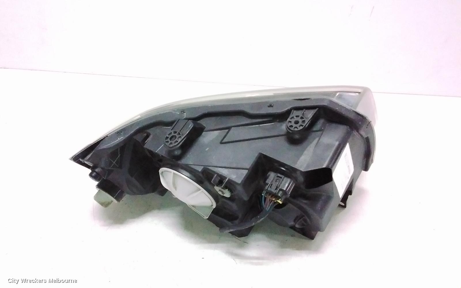 LAND ROVER FREELANDER LEFT HEADLAMP, 02/2004 - 06/2007