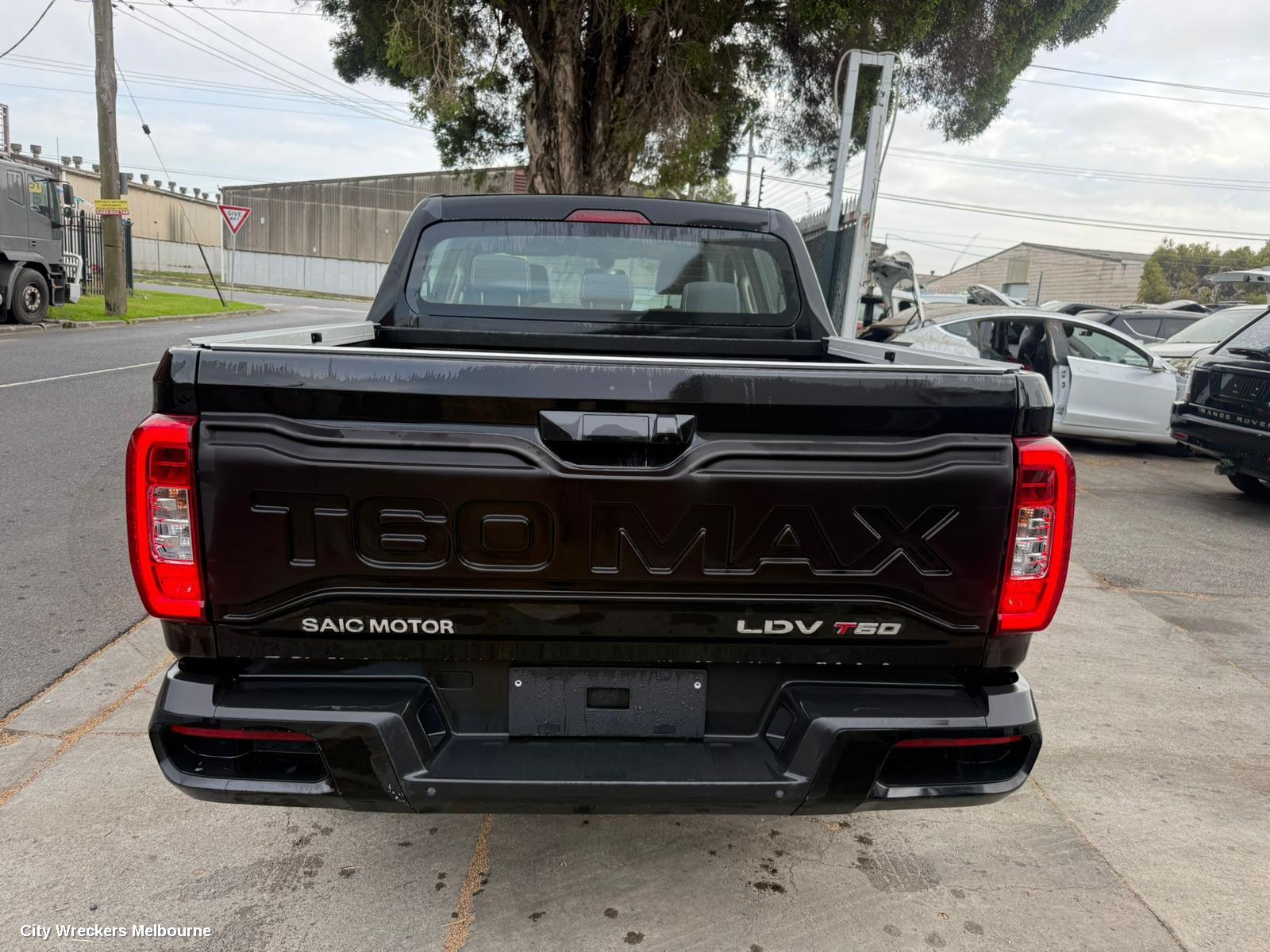 LDV T60 LEFT FRONT DOOR, SK8C, 07/2017 ONWARDS