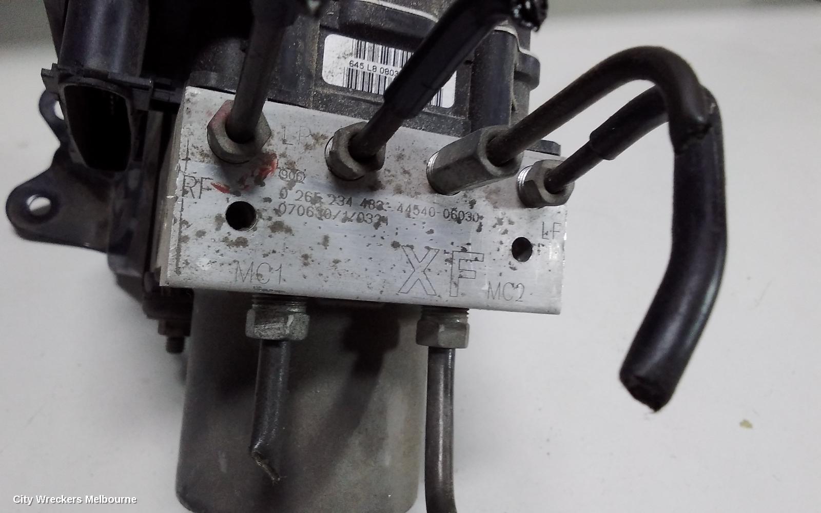 TOYOTA AURION ABS PUMP/MODULATOR, GSV40R, 10/2006 - 03/2012