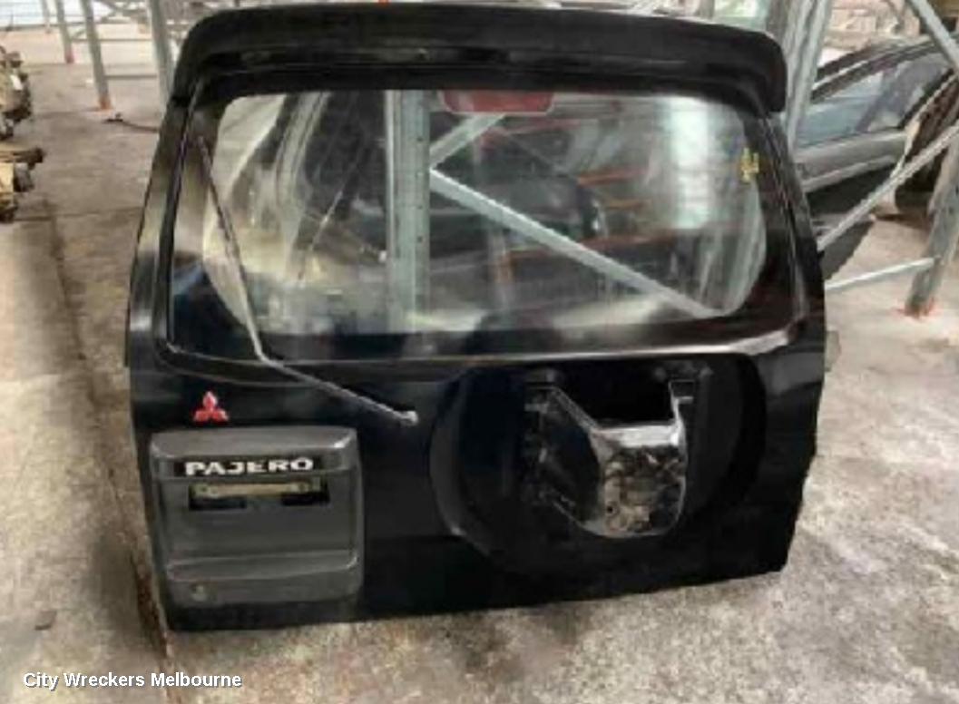 MITSUBISHI PAJERO BOOTLID/TAILGATE, TAILGATE, NM, SPOILERED, NON LOWER MOULD TYPE, 05/2000 - 10/2002