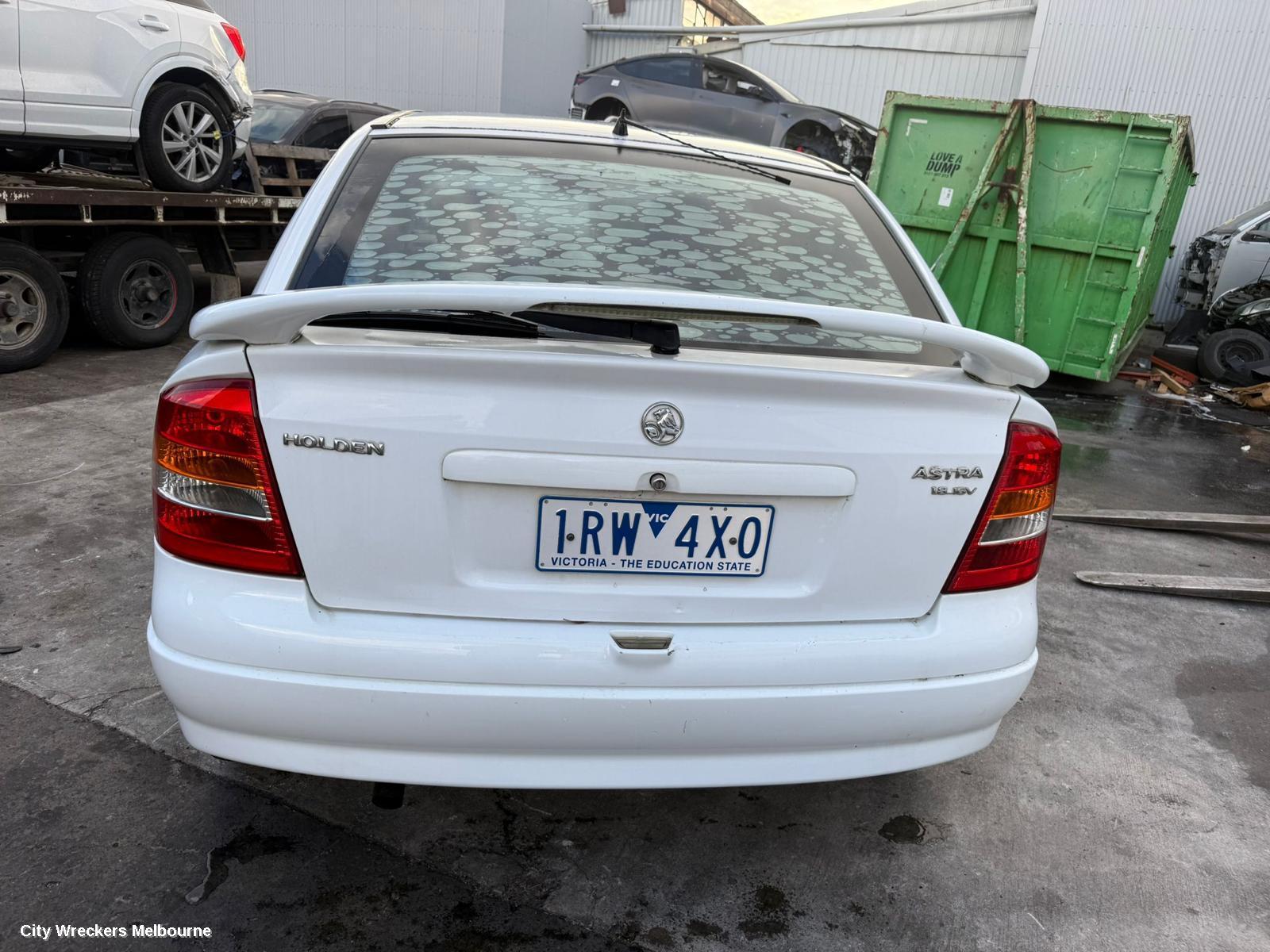 HOLDEN ASTRA RIGHT TAILLIGHT, TS, 5DR & 3DR, 09/1998 - 10/2006