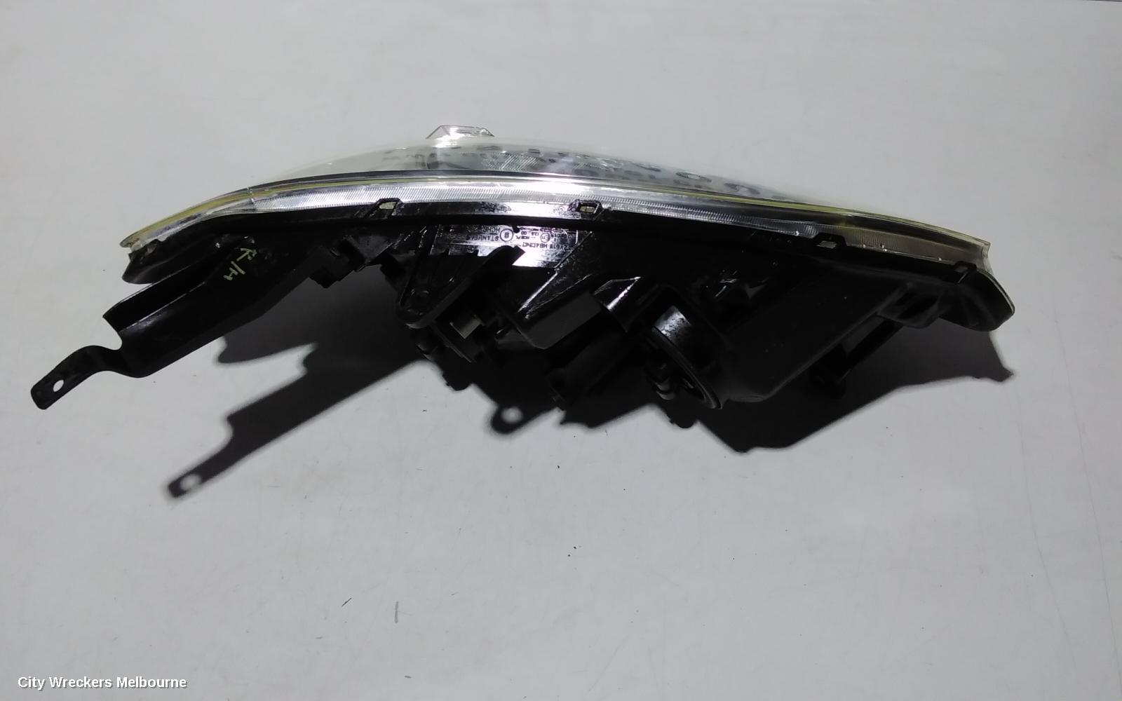 HONDA CIVIC LEFT HEADLAMP, 7TH GEN, SEDAN, 02/2004 - 12/2005 (AUST TYPE)