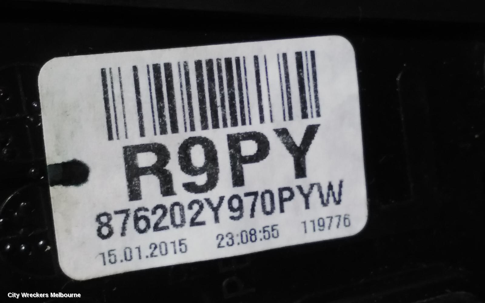 HYUNDAI IX35 RIGHT DOOR MIRROR, LM SERIES, POWER FOLD (8 PIN), 11/2009 - 01/2016