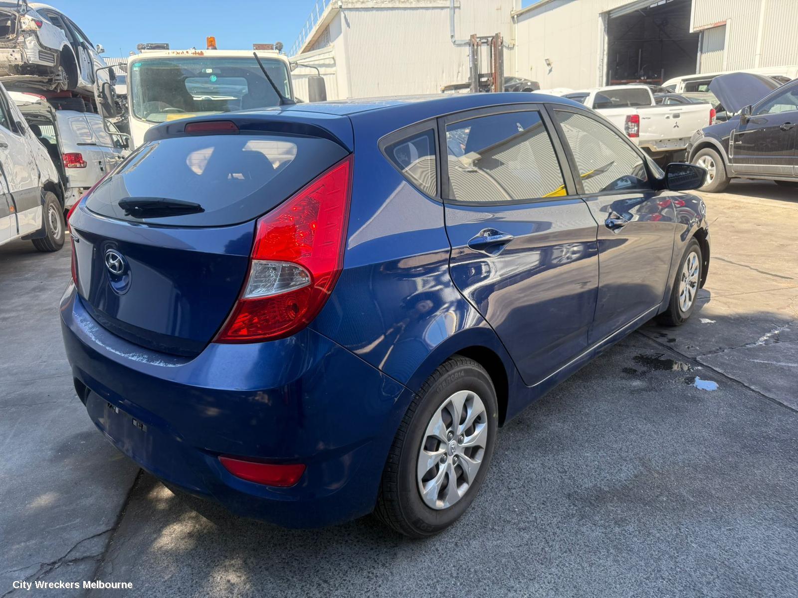 HYUNDAI ACCENT WASHER BOTTLE, RB, HATCH, 05/2011 - 12/2019
