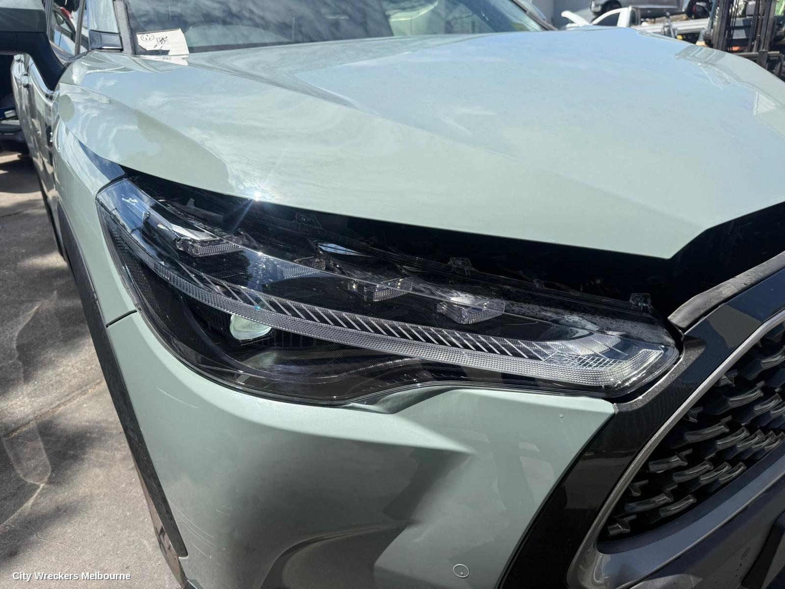 TOYOTA COROLLA CROSS RIGHT REAR DOOR WINDOW, XG10, 01/2022 ONWARDS