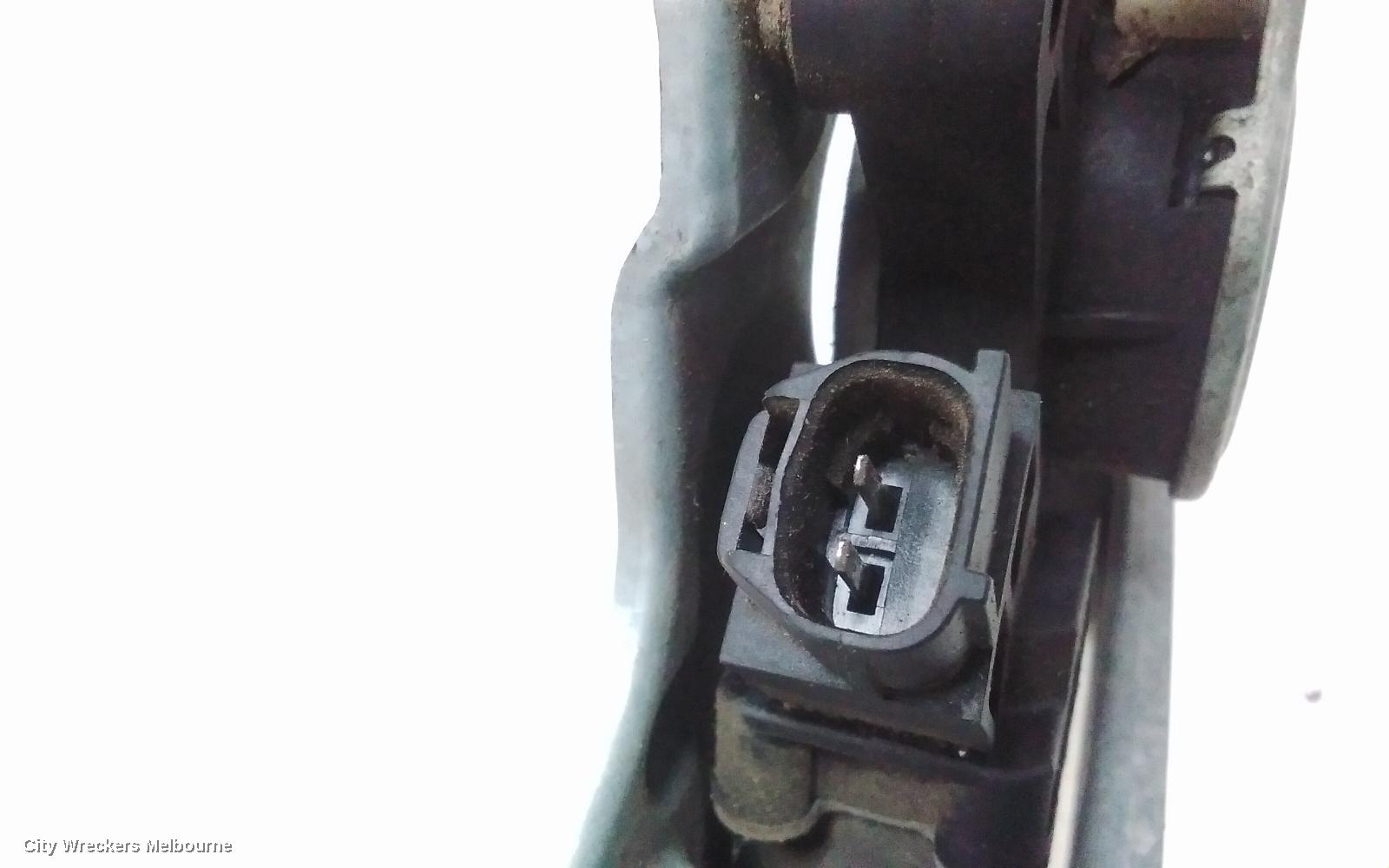 MITSUBISHI 380 RIGHT FRONT WINDOW REG/MOTOR, DB, ELECTRIC, 09/2005 - 03/2008