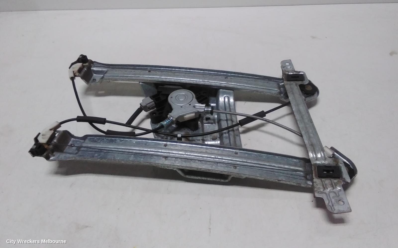 MITSUBISHI 380 LEFT FRONT WINDOW REG/MOTOR, DB, ELECTRIC, 09/2005 - 03/2008