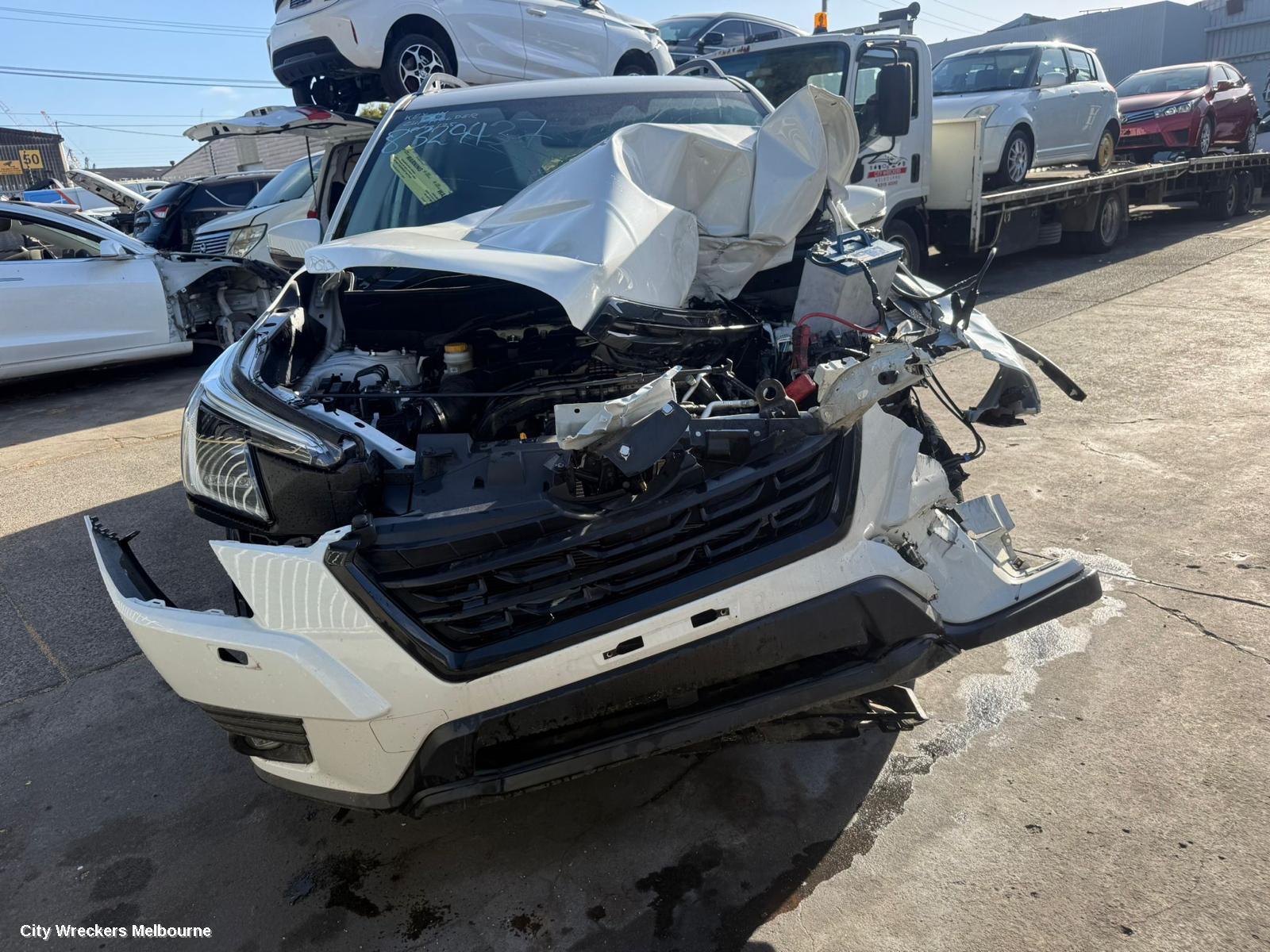 SUBARU FORESTER RIGHT FRONT 1/4 DOOR GLASS, SK, 08/2018 - 11/2024