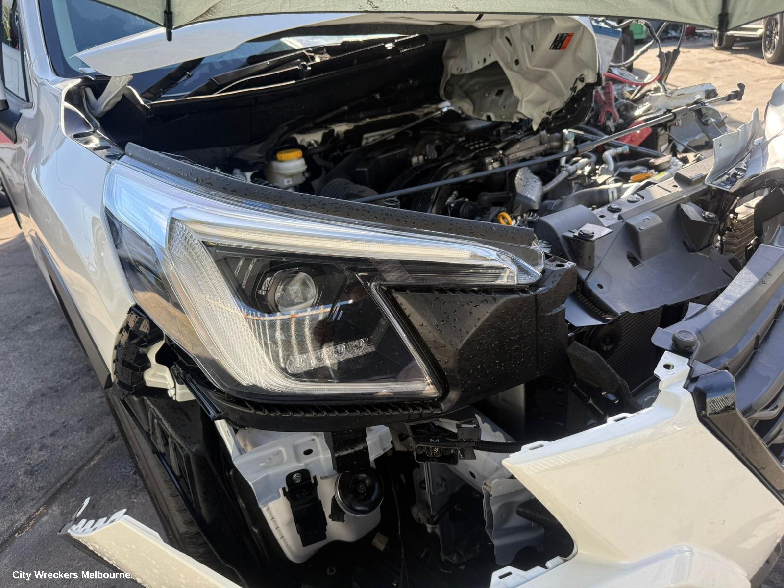 SUBARU FORESTER RIGHT FRONT 1/4 DOOR GLASS, SK, 08/2018 - 11/2024