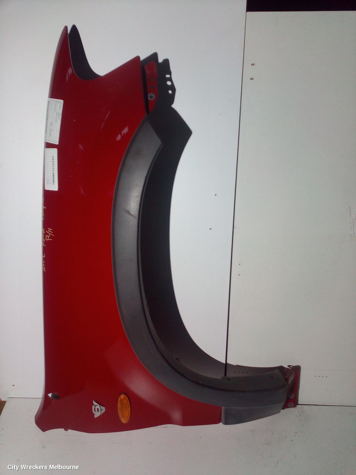FORD ESCAPE RIGHT GUARD, BA, 02/2001 - 03/2003