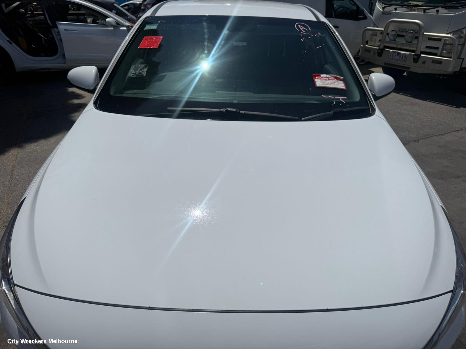 HYUNDAI I30 COURTESY LIGHT, FRONT, GREY, W/ SUNGLASS HOLDER TYPE, PD, 03/2017 ONWARDS